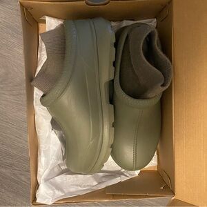 UGG Women's Olive Green Slip-On Boots